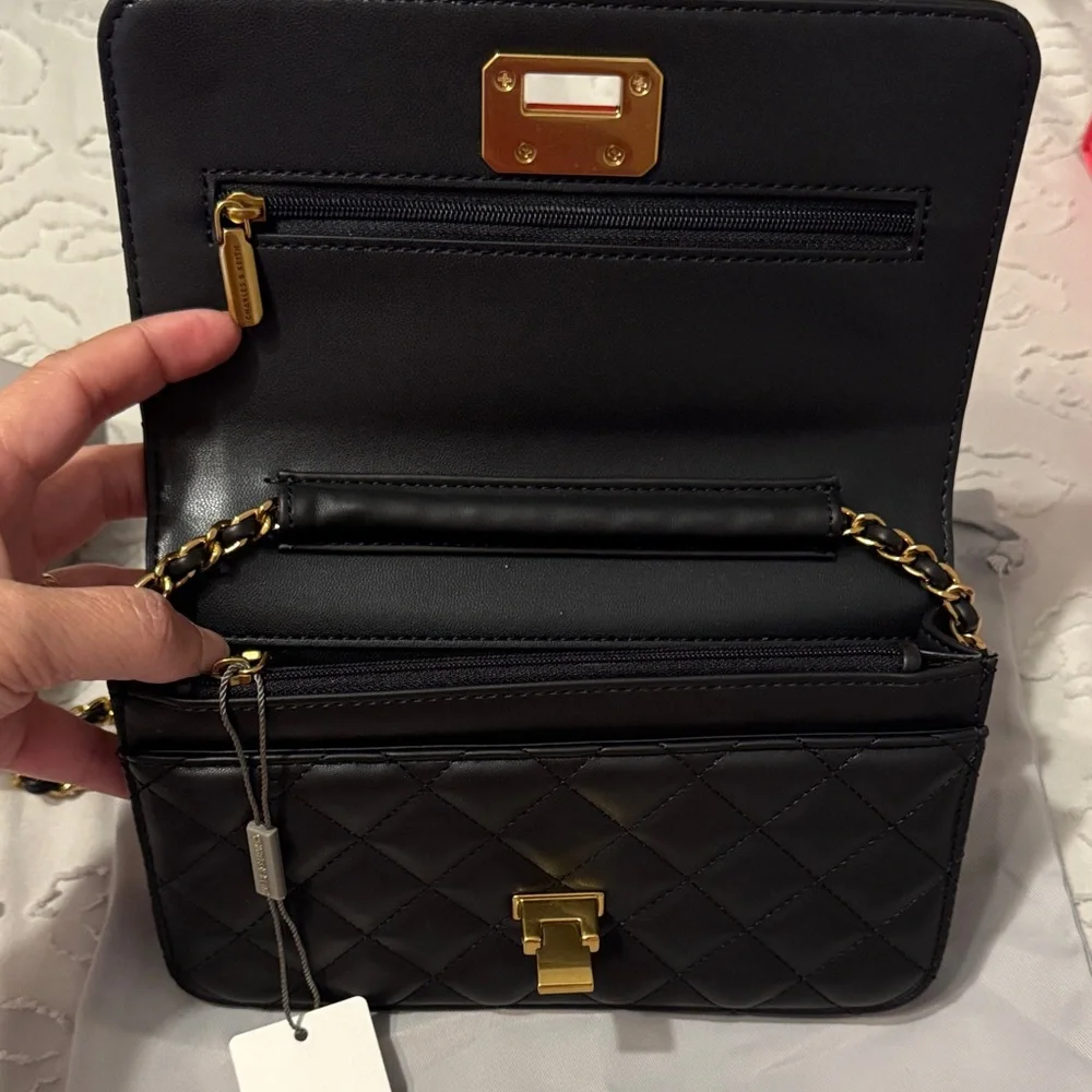 Charles & Keith Gradient Gift Box - Picture 10 of 13